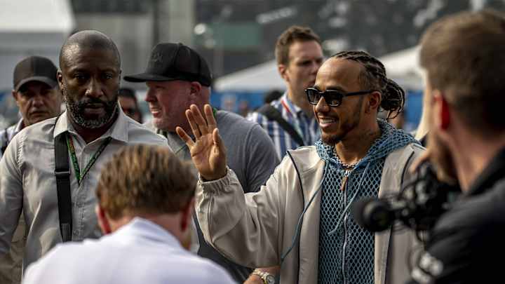 Hamilton Seemingly Responds to Alonso’s Verstappen F1 Titles Comparison