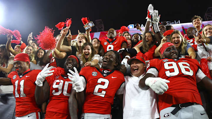 Tie in Top Five Highlights AP College Football Poll for Week 10