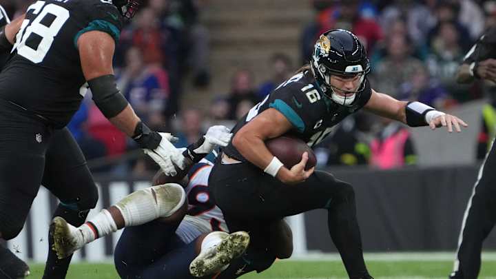 Should Jaguars Be Concerned About Trevor Lawrence After Mistakes Return vs. Broncos? Should Jaguars Be Concerned About Trevor Lawrence After Mistakes Return vs. Broncos?