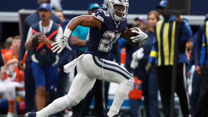 'More Tony Pollard'? 'Bench Ezekiel Elliott'? Electric Win Leads to Cowboys RB Debate 'More Tony Pollard'? 'Bench Ezekiel Elliott'? Electric Win Leads to Cowboys RB Debate