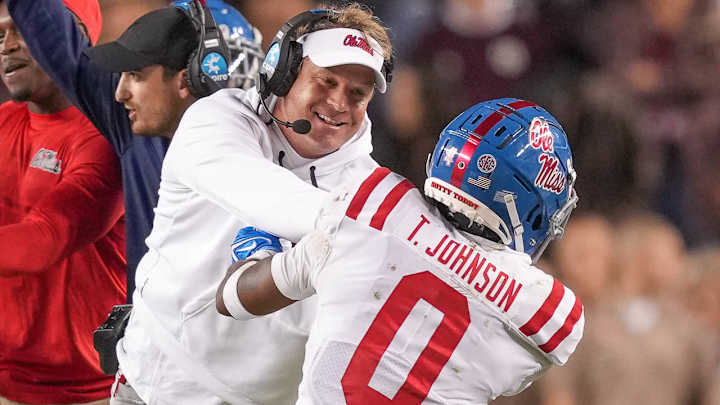 Razorbacks Could Be Biggest Spoiler Left in SEC West Razorbacks Could Be Biggest Spoiler Left in SEC West