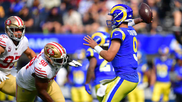 Stafford Guides Rams To First-Half Lead Over 49ers