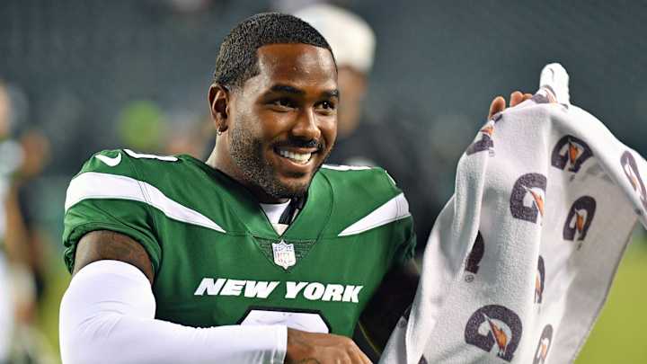 Elijah Moore Breaks Silence on Trade Request: 'I Don't Get the Ball'