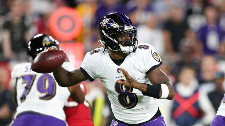 Cards in the NFL: 2022 Week 8