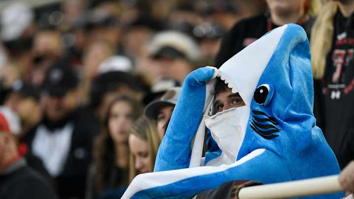 Baylor’s Matt Jones Calls Out Texas Tech’s ‘Fake Fans’ After Win in Lubbock