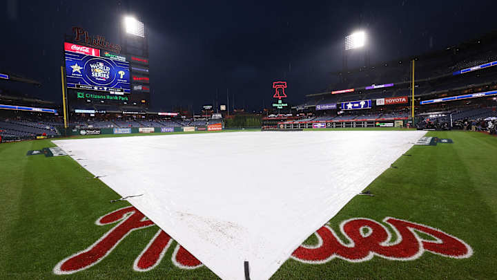 MLB Postpones Game 3 of World Series Due to Rain MLB Postpones Game 3 of World Series Due to Rain