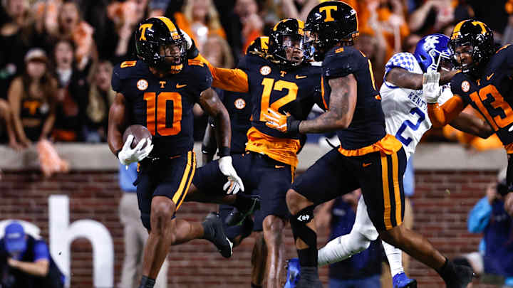 Tennessee Leads Season’s First College Football Playoff Rankings