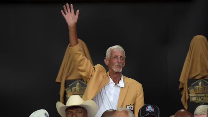 Hall of Fame Punter, Raiders Legend Ray Guy Dead at 72 Hall of Fame Punter, Raiders Legend Ray Guy Dead at 72