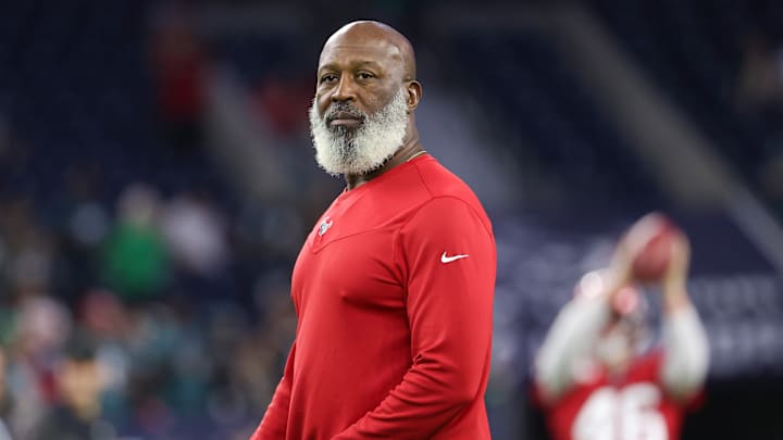 Houston Texans Coach Lovie Smith Defends Davis Mills, Pep Hamilton