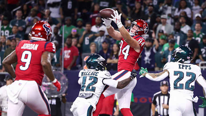 'I Feel Really Good,' Houston Texans Rookie Teagan Quitoriano Keeps Improving 'I Feel Really Good,' Houston Texans Rookie Teagan Quitoriano Keeps Improving