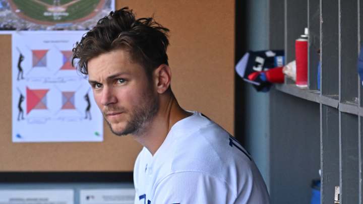 Dodgers: Shortstop Should be a High Priority Early for Los Angeles