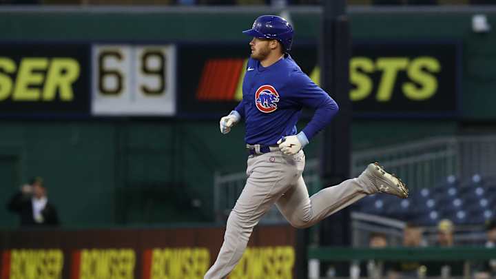 Happ and Hoyer Both Looking For a Long-Term Solution for the Cubs Gold Glove Outfielder