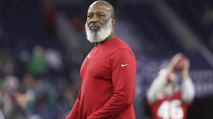 Texans’ Lovie Smith Updates Brandin Cooks’s Status With Team