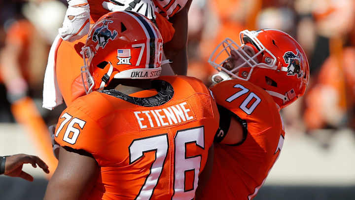 Oklahoma State Cowboys at Kansas Jayhawks Predictions: Who's Healthy?