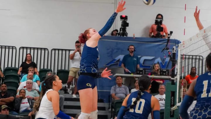 No.13 Georgia Tech Volleyball Comes Up Short Against No. 5 Louisville