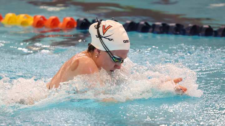 Virginia Swim & Dive Teams Fall in Dual Meet at Texas