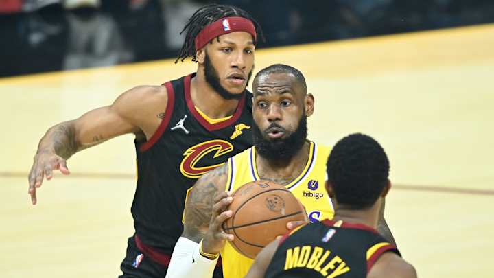 Lakers News: Verified Fake LeBron James Twitter Account Requests Cavaliers Trade