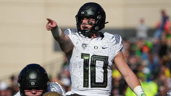 Pac-12 Football Results: Bo Nix Helps No. 8 Oregon Win Big Pac-12 Football Results: Bo Nix Helps No. 8 Oregon Win Big