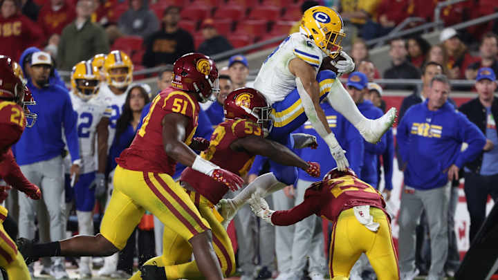 Cal Football: Bears Play Another Close One on the Road . . . and Lose Again