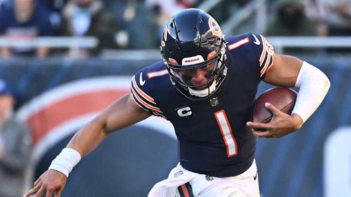 Fantasy Fallout: Justin Fields Isn’t the Only Quarterback on the Run Fantasy Fallout: Justin Fields Isn’t the Only Quarterback on the Run