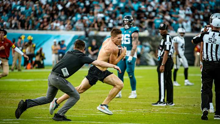 Jaguars Ban Fan, 2 Others After Field-Charging Incident vs. Raiders