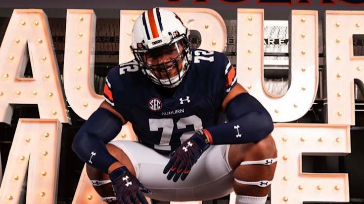 2023 Standout OL Vysen Lang Ready to Announce College Decision