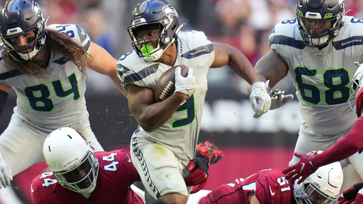 Seahawks RB Kenneth Walker 'Leading This Team', Says QB Geno Smith