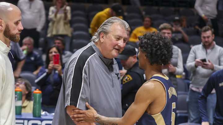 What Bob Huggins Said Following the Win Over Mount St. Mary's