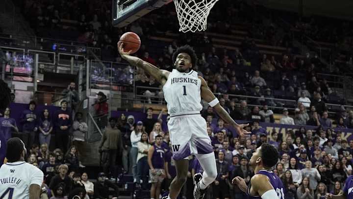 Huskies Start Slow But Pull Away from Weber in Opener Huskies Start Slow But Pull Away from Weber in Opener