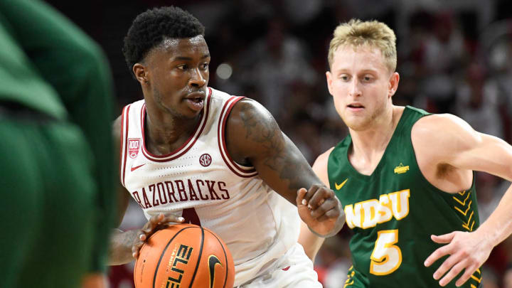 After First Half Struggles, Hogs Settle in for 49th Consecutive Season Opening Win