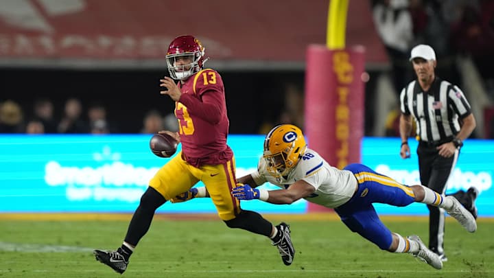 Second CFP Rankings: Oregon Up to No. 6, USC at No. 8