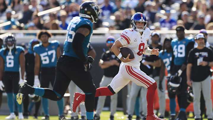 Giants QB Daniel Jones: A Dual-Threat Weapon vs. Texans? Giants QB Daniel Jones: A Dual-Threat Weapon vs. Texans?