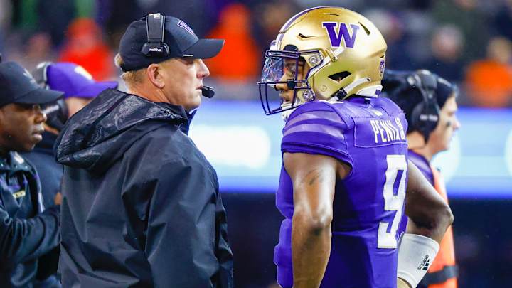 How to Watch, Stream and Listen to Oregon vs. Washington How to Watch, Stream and Listen to Oregon vs. Washington