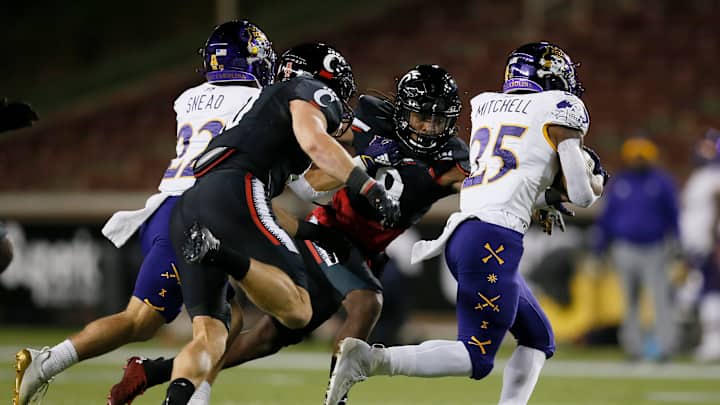 Podcast: Corey Kiner Phased Out? Plus, ECU's Top Weapon and Cleveland State Preview