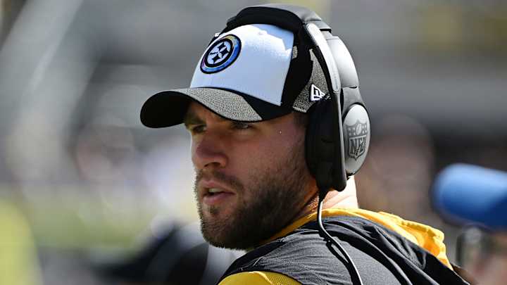 Steelers Star TJ Watt Shares Status for Week 10 Game