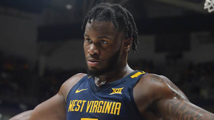 West Virginia Clobbers Pitt in Backyard Brawl