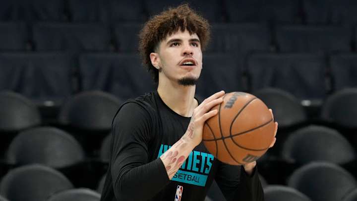 LaMelo Ball’s ‘LF’ Neck Tattoo Violates NBA Rule, League Says LaMelo Ball’s ‘LF’ Neck Tattoo Violates NBA Rule, League Says