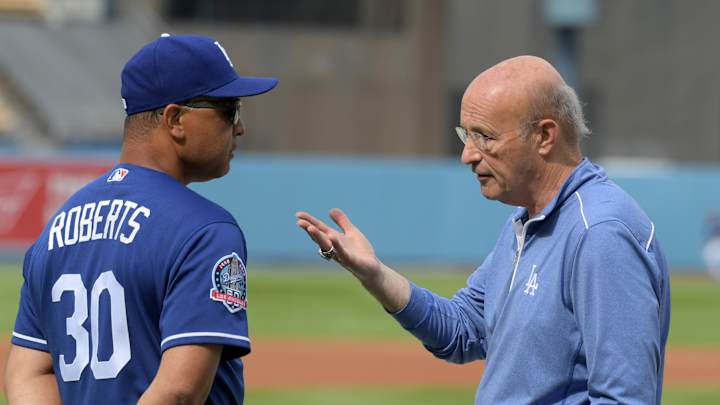 Dodgers News: Stan Kasten Wants Fans To Relax With Their Claims Against Dave Roberts Dodgers News: Stan Kasten Wants Fans To Relax With Their Claims Against Dave Roberts