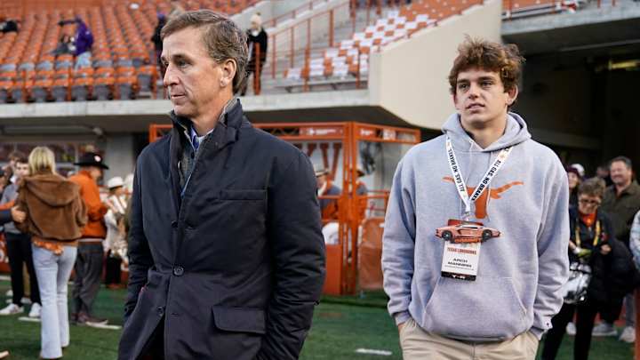 With QB Arch Manning, Texas Has Long-Term Option Entering SEC Play With QB Arch Manning, Texas Has Long-Term Option Entering SEC Play