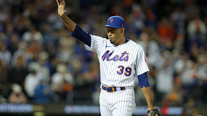 Phillies Should Take Note as Relief Pitching Market Begins to Take Shape