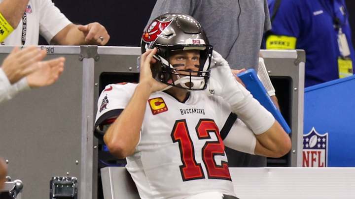 ESPN Analyst on Tom Brady and Tampa Bay: "They Look Old and Slow" ESPN Analyst on Tom Brady and Tampa Bay: "They Look Old and Slow"