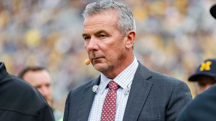 Urban Meyer Sent Home With Illness From Ohio State-Indiana by Fox