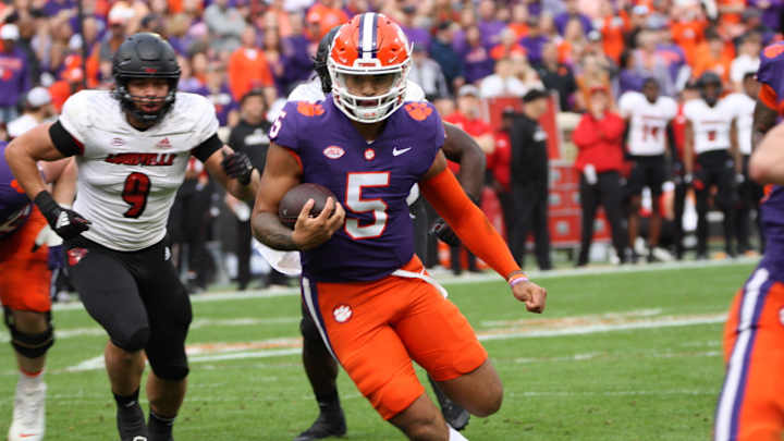 Streeter: Clemson Offense Still Makes Too Many Mistakes