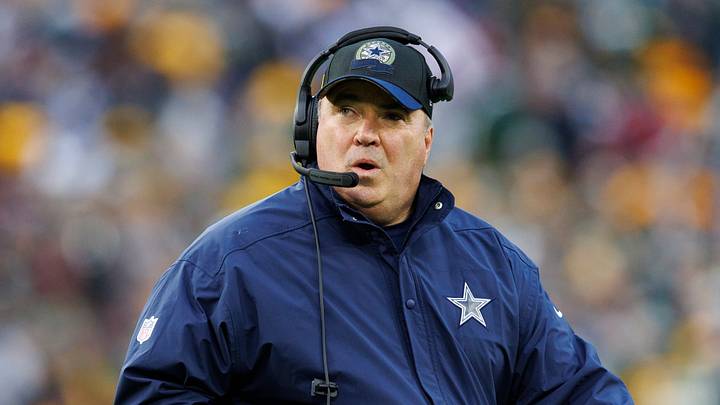Cowboys-Packers Tied at 14-14 at Halftime Despite Two Costly Interceptions Cowboys-Packers Tied at 14-14 at Halftime Despite Two Costly Interceptions