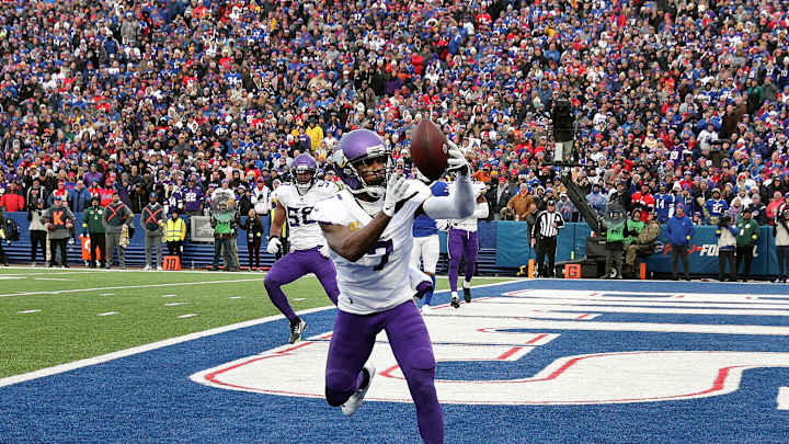 Patrick Peterson Seals Vikings' Win With Two Picks, Earns Postgame Chains Patrick Peterson Seals Vikings' Win With Two Picks, Earns Postgame Chains