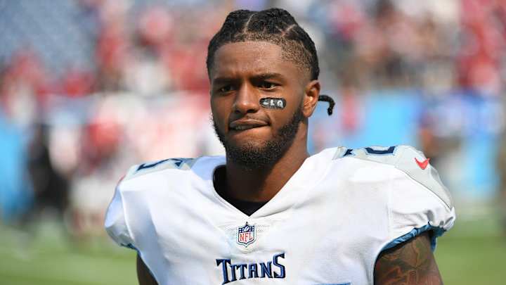 Kristian Fulton Honors Kobe Bryant with Pregame Outfit Kristian Fulton Honors Kobe Bryant with Pregame Outfit
