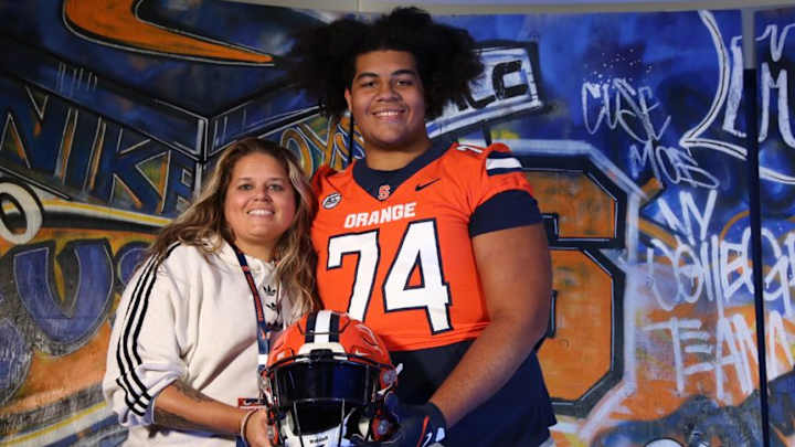 Massive 2023 OL Keon Johnson Enjoys Syracuse Visit, Hoping for Offer