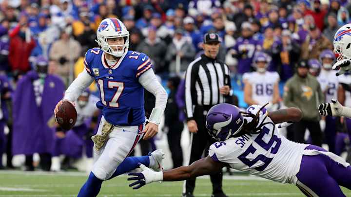 Vikings Injury Updates: Za'Darius Smith, Christian Darrisaw, Akayleb Evans