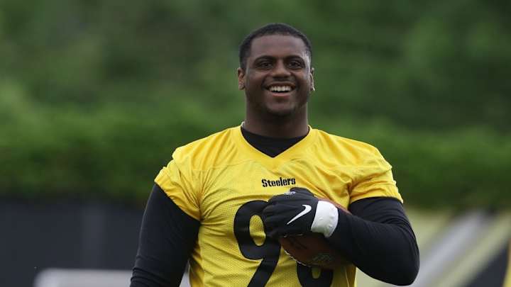 Steelers DE DeMarvin Leal's Biggest Challenge is Weather, the Injury Feels Fine Steelers DE DeMarvin Leal's Biggest Challenge is Weather, the Injury Feels Fine
