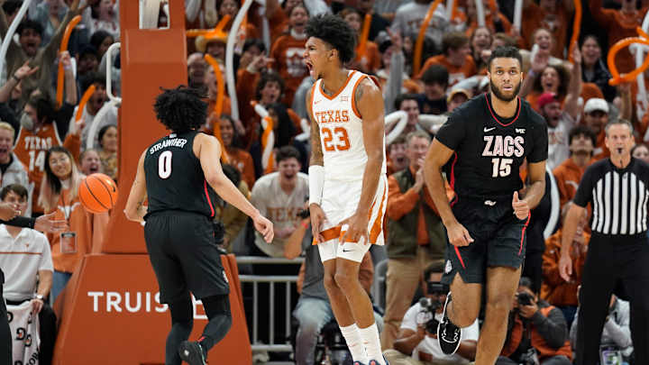 Longhorns Rise to No. 2 in AP Poll Ahead of Non-Conference Bout vs. No. 7 Creighton